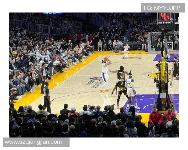 NBA比分直播全解析：实时数据、战术解读、球员表现与观众互动